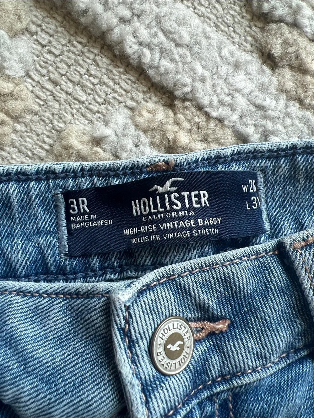 Hollister High Rise Baggy Jeans